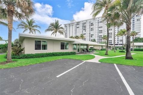 1100 S Ocean Boulevard Pompano Beach FL 33062
