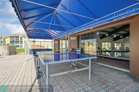 9121 Sunrise Lakes Boulevard Sunrise FL 33322
