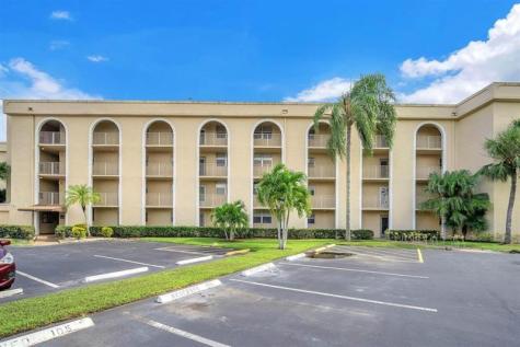 3231 Holiday Springs Boulevard Margate FL 33063