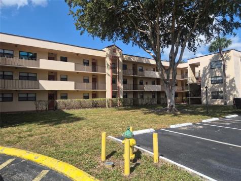 3252 Foxcroft Road Miramar FL 33025