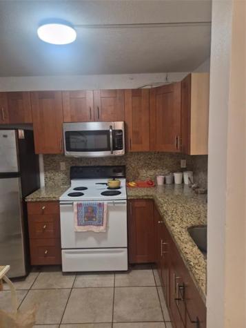 3252 Foxcroft Road Miramar FL 33025