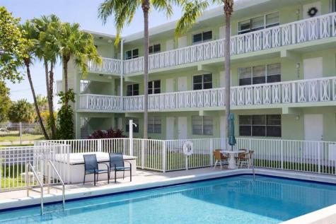 1900 NE 8th Court Fort Lauderdale FL 33304