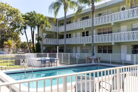 1900 NE 8th Court Fort Lauderdale FL 33304