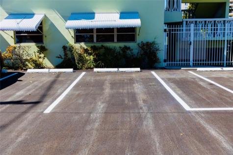 1900 NE 8th Court Fort Lauderdale FL 33304