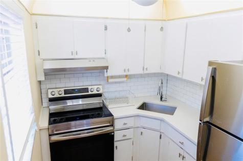 1900 NE 8th Court Fort Lauderdale FL 33304
