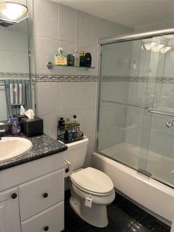 3010 NE 16 Avenue Oakland Park FL 33334