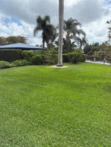 3010 NE 16 Avenue Oakland Park FL 33334