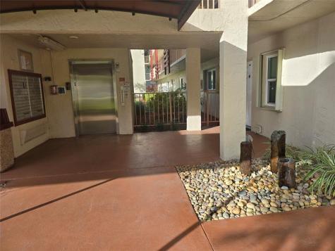 2104 S Cypress Bend Drive Pompano Beach FL 33069