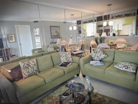 2104 S Cypress Bend Drive Pompano Beach FL 33069