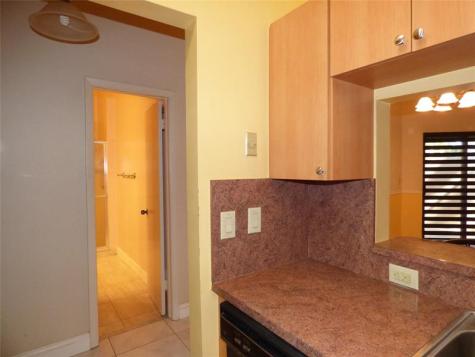 11248 SW 11th Street Pembroke Pines FL 33025