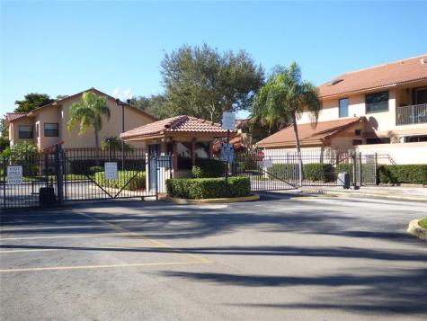 11248 SW 11th Street Pembroke Pines FL 33025
