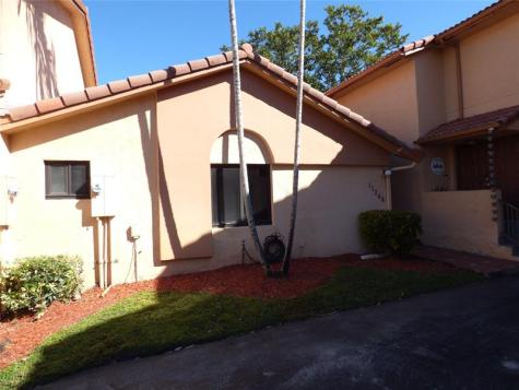 11248 SW 11th Street Pembroke Pines FL 33025