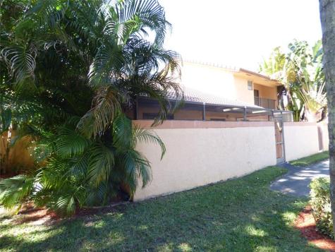 11248 SW 11th Street Pembroke Pines FL 33025