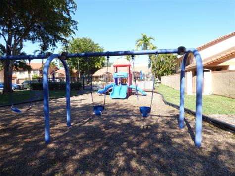11248 SW 11th Street Pembroke Pines FL 33025