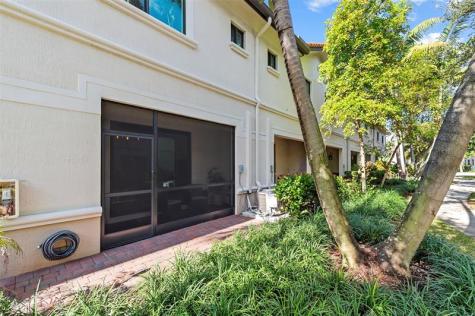 4226 N Dixie Highway Oakland Park FL 33334