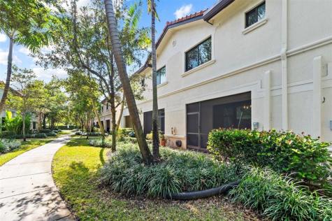 4226 N Dixie Highway Oakland Park FL 33334