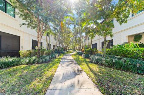 4226 N Dixie Highway Oakland Park FL 33334