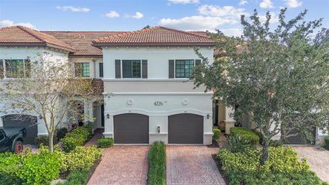 4226 N Dixie Highway Oakland Park FL 33334