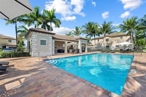 4226 N Dixie Highway Oakland Park FL 33334
