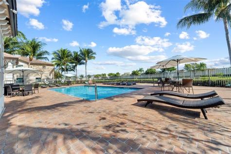 4226 N Dixie Highway Oakland Park FL 33334