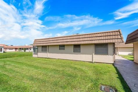 156 Seville Delray Beach FL 33446