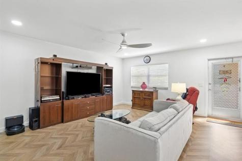 156 Seville Delray Beach FL 33446