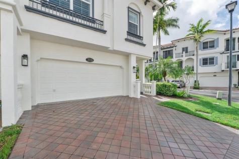3119 Waterside Circle Boynton Beach FL 33435