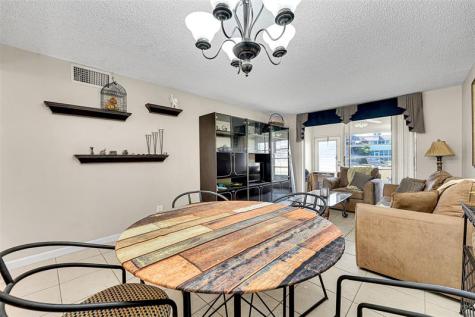 9041 Sunrise Lakes Boulevard Sunrise FL 33322