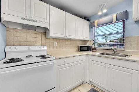 9041 Sunrise Lakes Boulevard Sunrise FL 33322