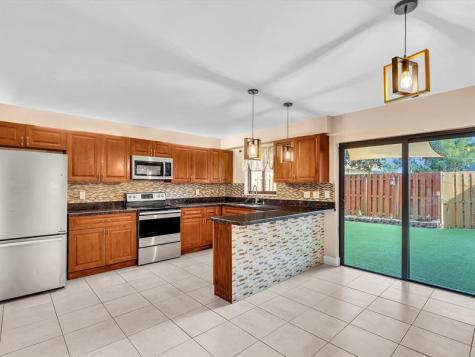 8111 SW 24th Street North Lauderdale FL 33068