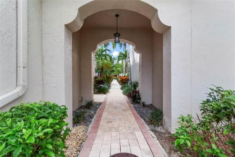 1900 Oceanwalk Lane Lauderdale By The Sea FL 33062