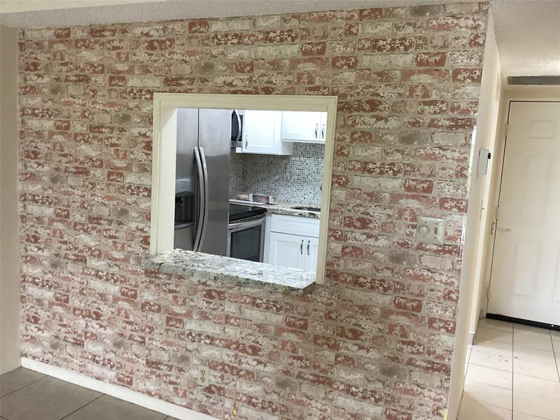 9235 SW 8th Street Boca Raton FL 33428