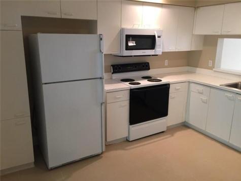 9845 NW 56th Place Coral Springs FL 33076