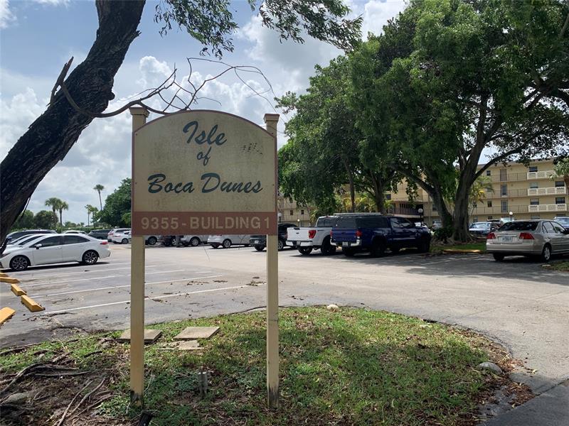 9355 SW 8th Street Boca Raton FL 33428