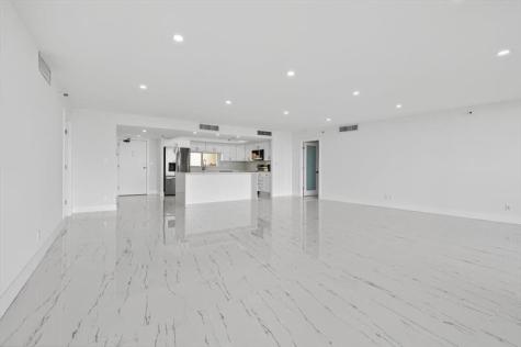 2480 Presidential Way West Palm Beach FL 33401