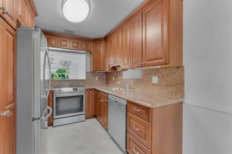 8829 Bella Vista Drive Boca Raton FL 33433