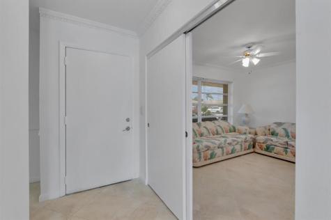 8829 Bella Vista Drive Boca Raton FL 33433