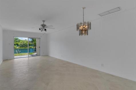 8829 Bella Vista Drive Boca Raton FL 33433