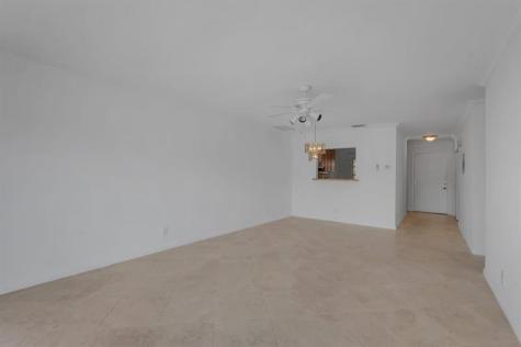 8829 Bella Vista Drive Boca Raton FL 33433