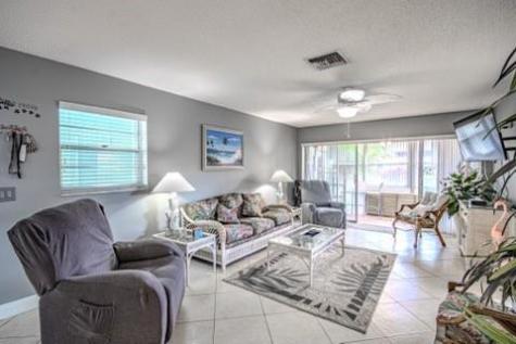 606 Hummingbird Lane Delray Beach FL 33445