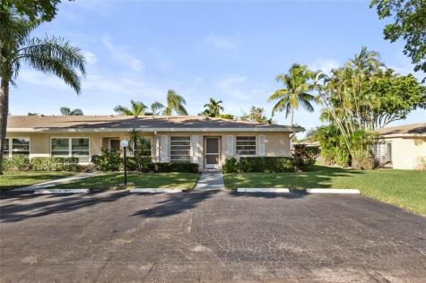 8729 Chevy Chase Drive Boca Raton FL 33433