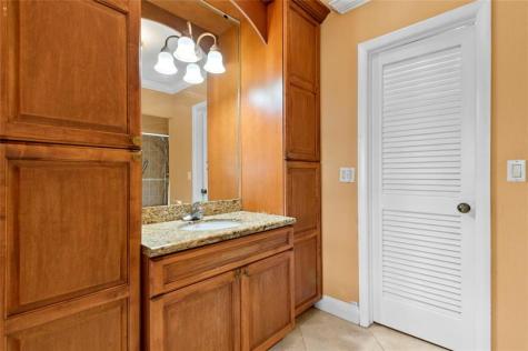 8729 Chevy Chase Drive Boca Raton FL 33433