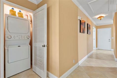 8729 Chevy Chase Drive Boca Raton FL 33433