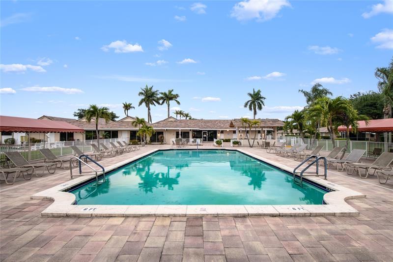 8729 Chevy Chase Drive Boca Raton FL 33433