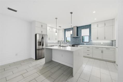 613 NE 22nd Drive Wilton Manors FL 33305