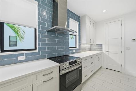 613 NE 22nd Drive Wilton Manors FL 33305
