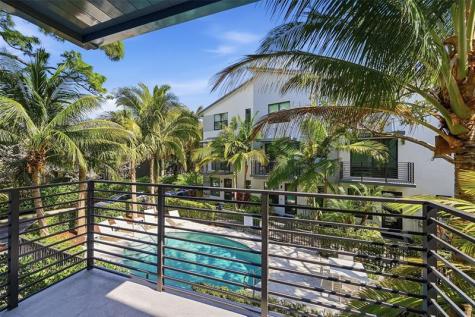 613 NE 22nd Drive Wilton Manors FL 33305