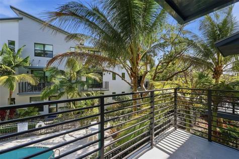 613 NE 22nd Drive Wilton Manors FL 33305
