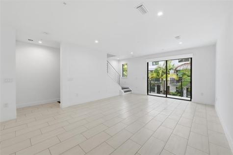 613 NE 22nd Drive Wilton Manors FL 33305