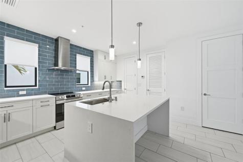 613 NE 22nd Drive Wilton Manors FL 33305